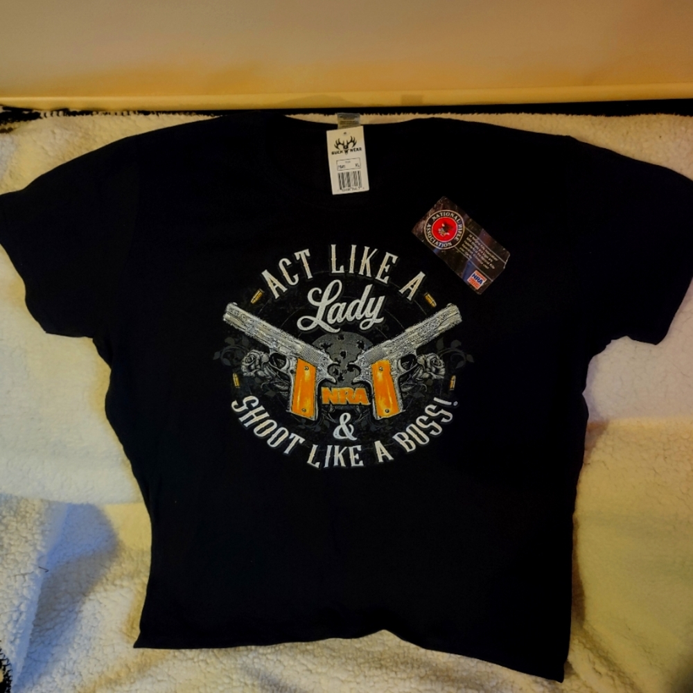 Women's tee